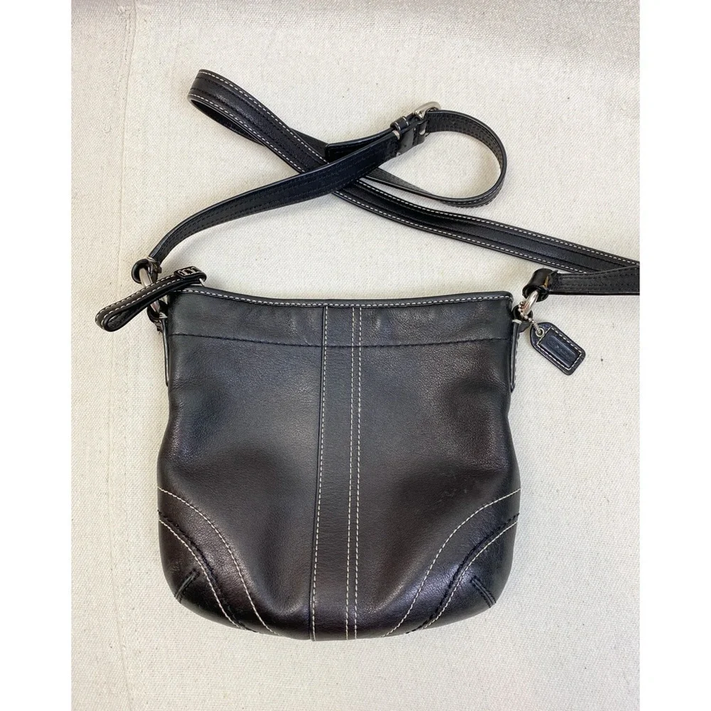 Vintage Y2K Coach Black Leather Crossbody Bag adjustable strap nickel hardware